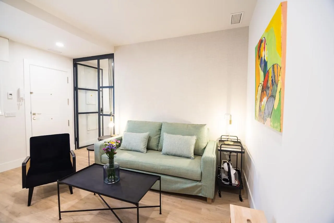 Treetriana Apartment Seville 0*,