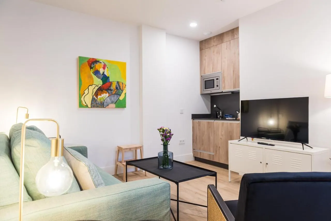 Treetriana Apartment Seville 0*,